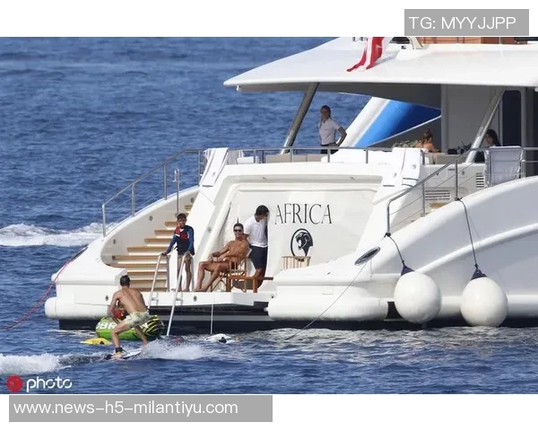 C罗豪购两套奢华岛屿别墅仅可通过游艇和水上飞机抵达