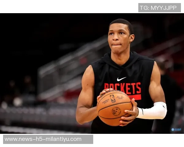 小贾巴里续约后自购手表庆祝期待在火箭度过余生涯